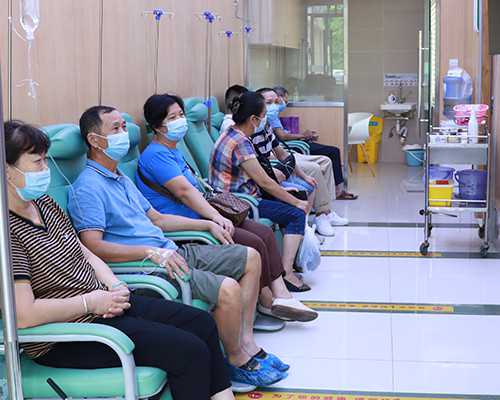 北京代怀中心专家,试管婴儿北京多少钱，需花26570元